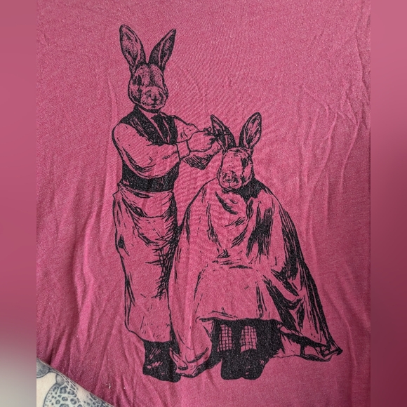 Bunny Barber Tee Shirt - Picture 2 of 3